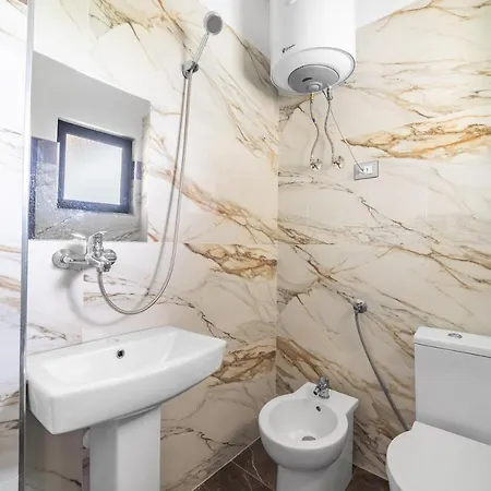 Apartment-hotel Lulaj Lezhë
