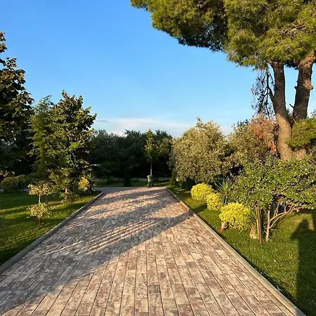شقة فندقية Apartment-hotel Lulaj Lezhë